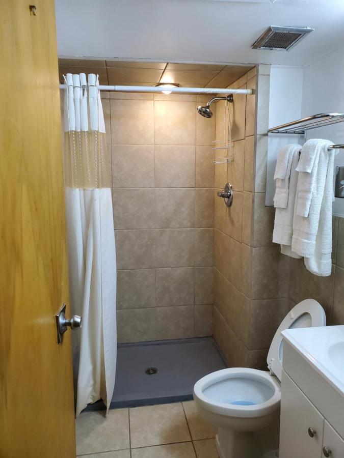 Budget Inn Of باي سيتي المظهر الخارجي الصورة