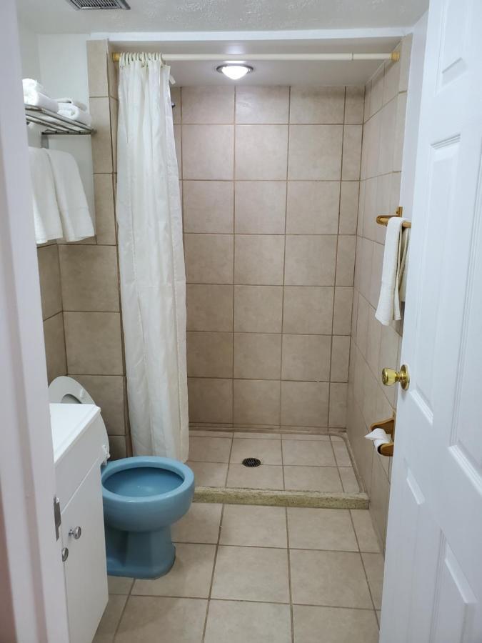 Budget Inn Of باي سيتي المظهر الخارجي الصورة